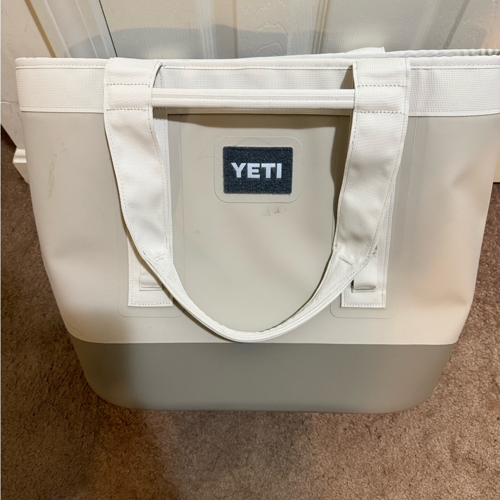 Yeti Camino 35 Carryall Tote - Picture 2 of 6